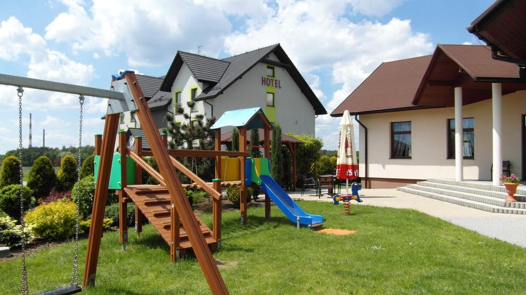 Hotel Magnolia Tychy Exterior foto