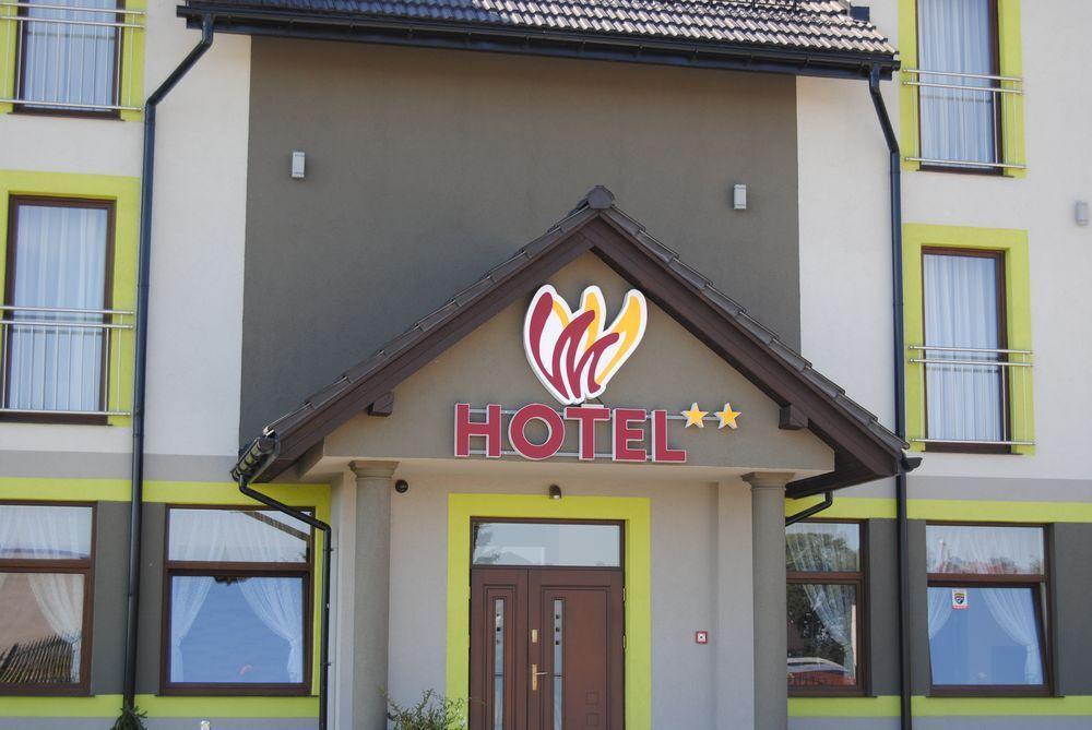 Hotel Magnolia Tychy Exterior foto